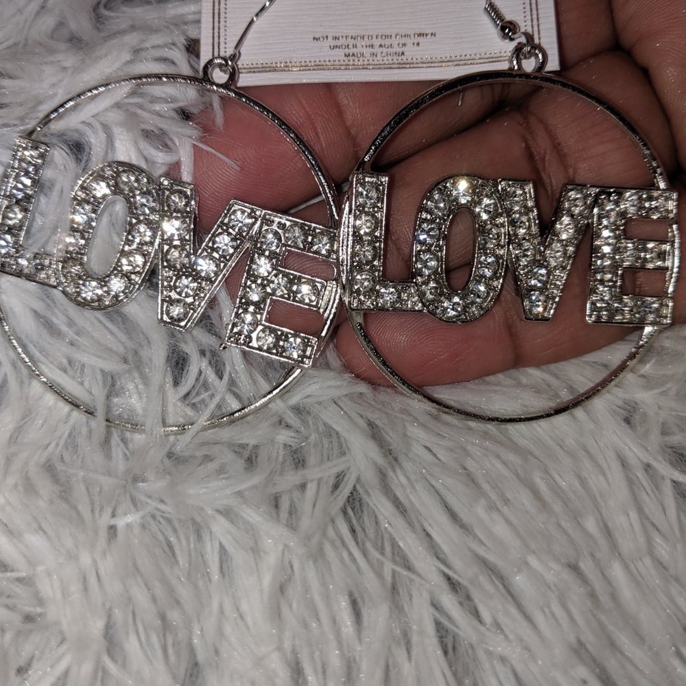 Love Earring